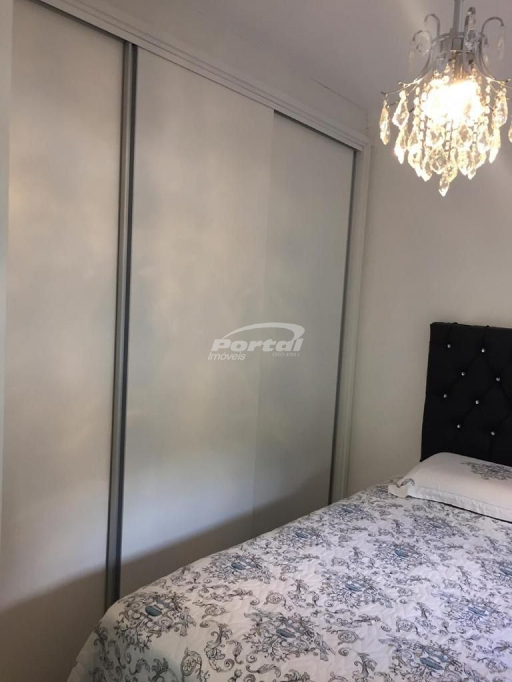 Apartamento para alugar com 2 quartos, 65m² - Foto 13