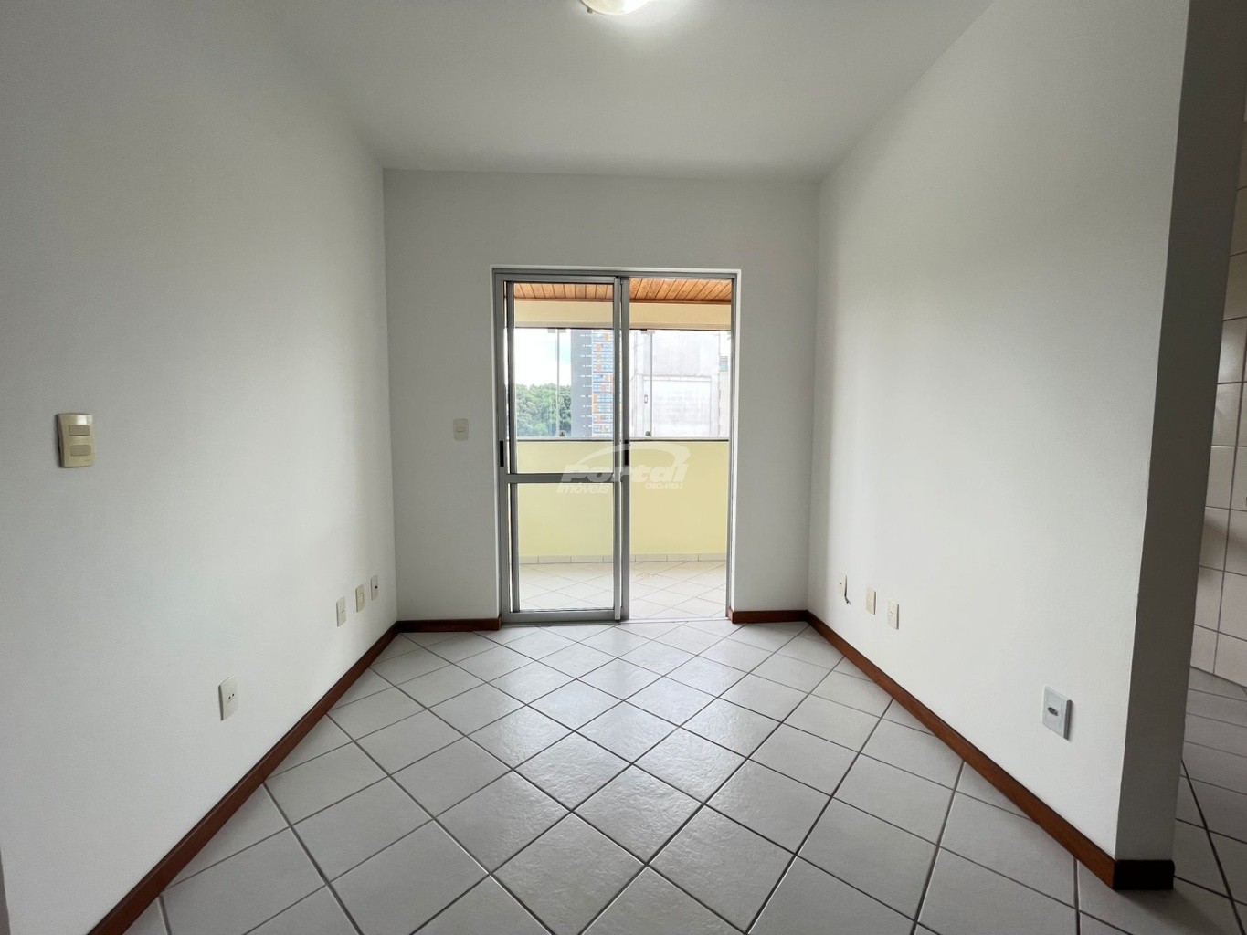 Apartamento à venda com 2 quartos, 67m² - Foto 7