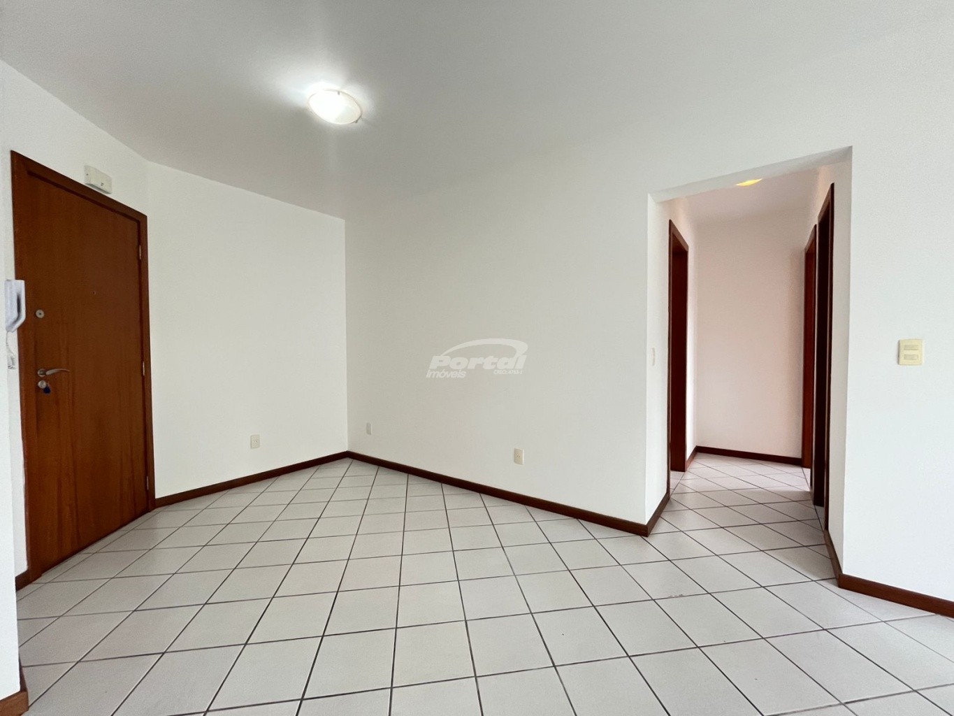 Apartamento à venda com 2 quartos, 67m² - Foto 10