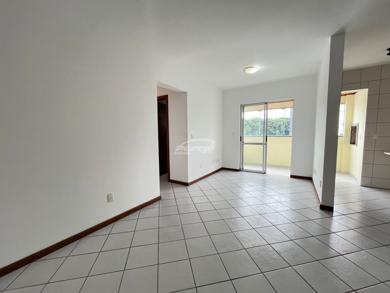 Apartamento à venda com 2 quartos, 67m² - Foto 5