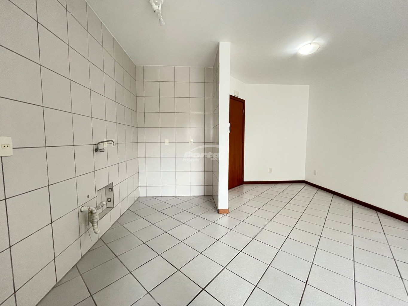 Apartamento à venda com 2 quartos, 67m² - Foto 11