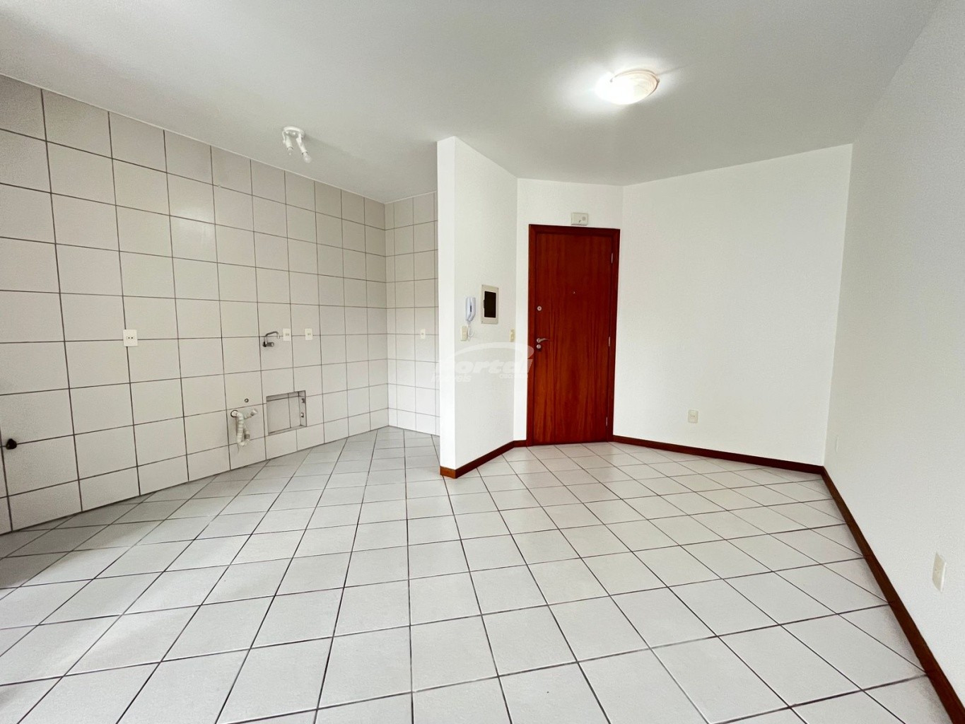 Apartamento à venda com 2 quartos, 67m² - Foto 9