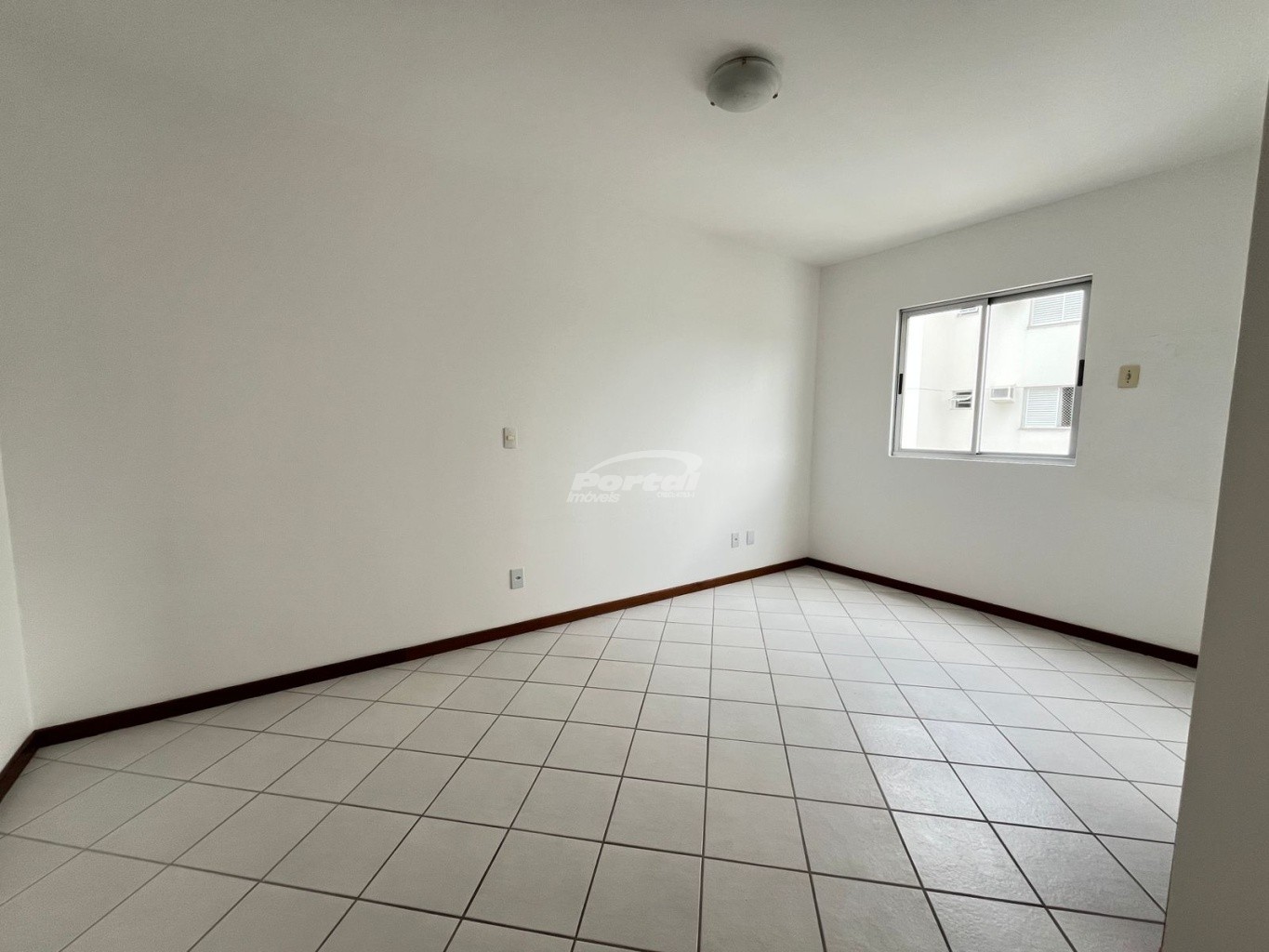 Apartamento à venda com 2 quartos, 67m² - Foto 18