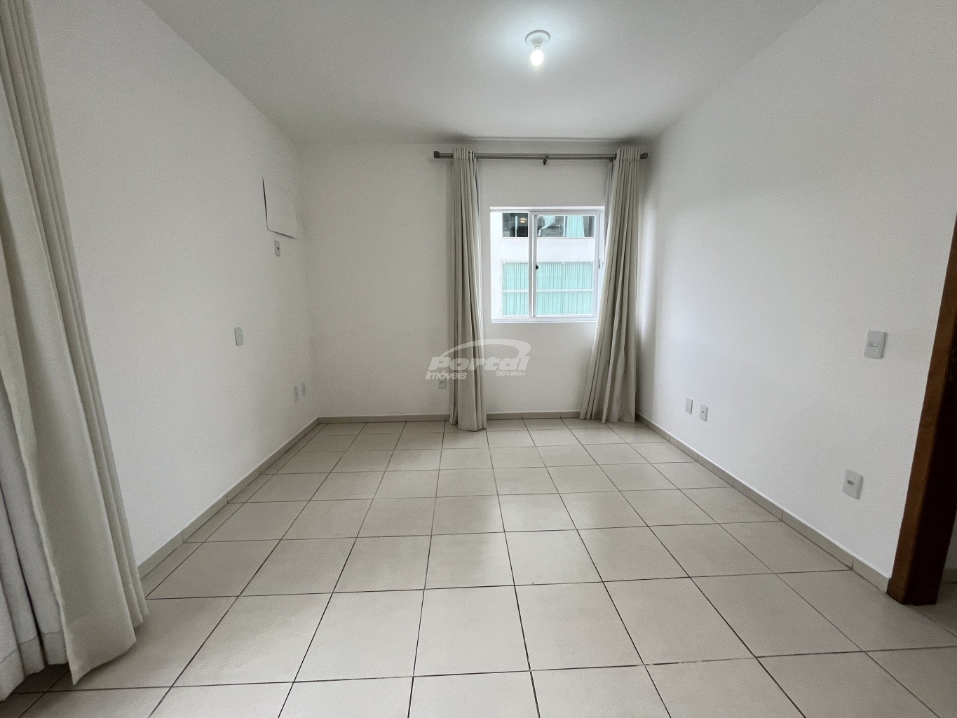 Apartamento, 1 quarto, 60 m² - Foto 4