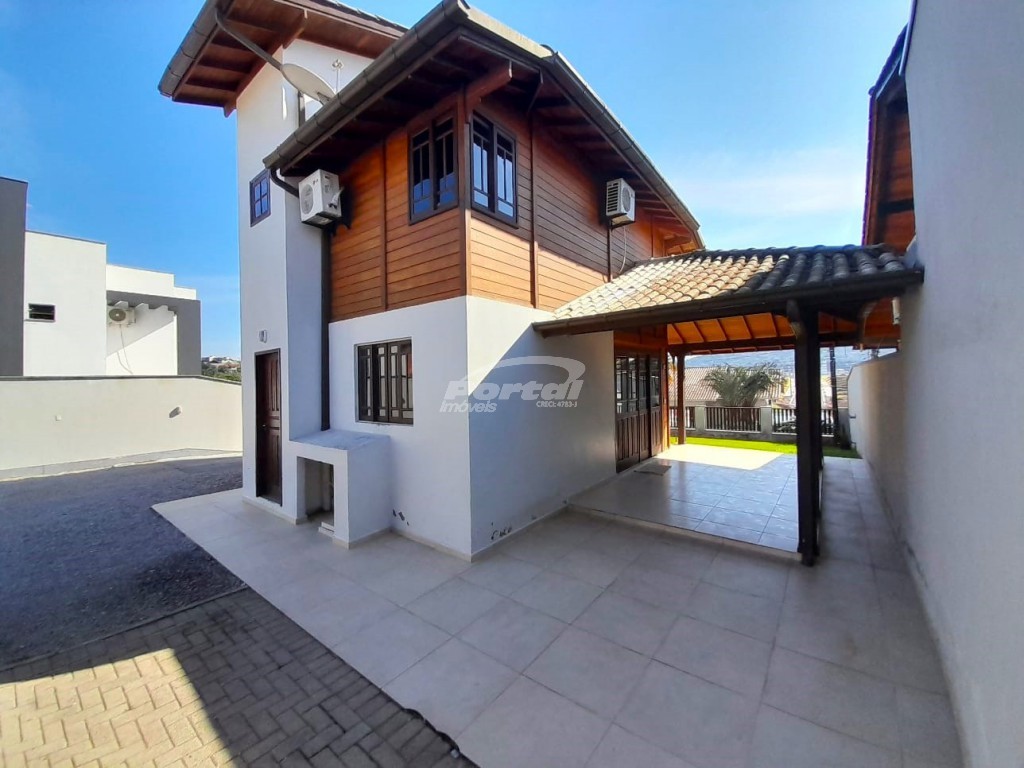 Casa à venda com 3 quartos, 110m² - Foto 24