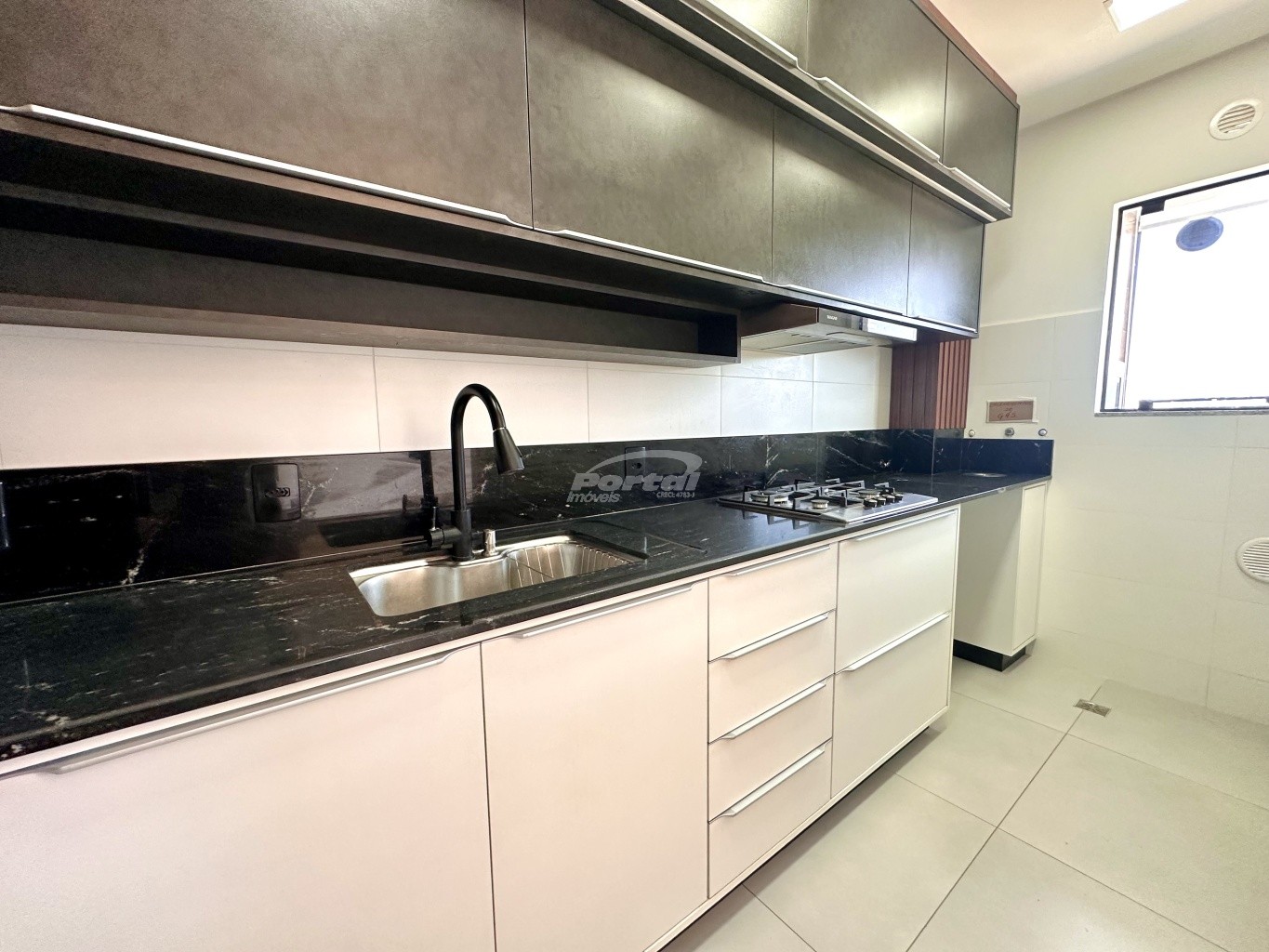 Apartamento à venda com 3 quartos, 90m² - Foto 11