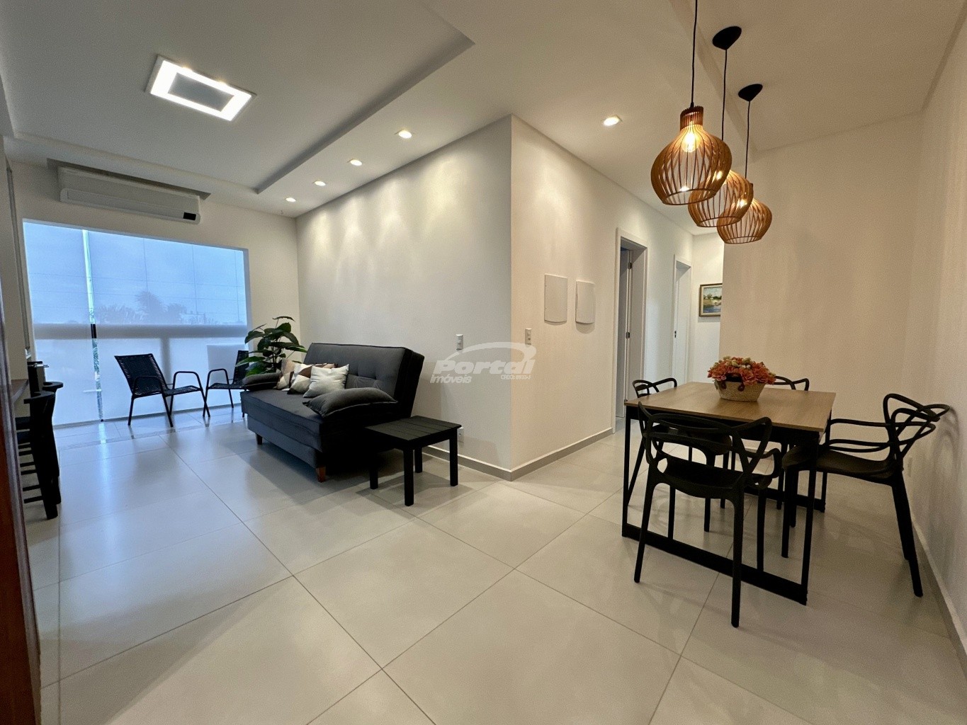 Apartamento de 3 quartos, 90m² no bairro Itacolomi, em Balneário Piçarras | Eu Corretor