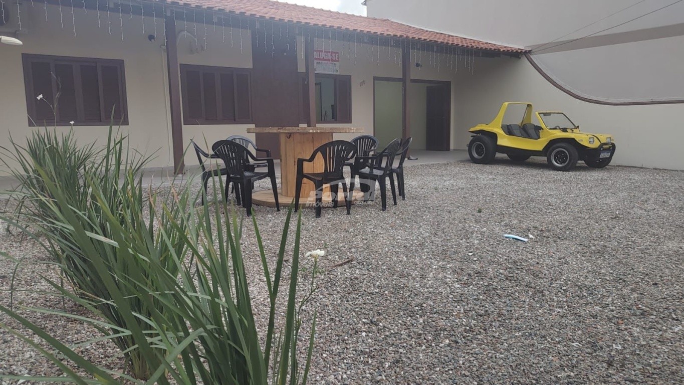 Casa de 3 quartos, no bairro Armação, em Penha | Eu Corretor