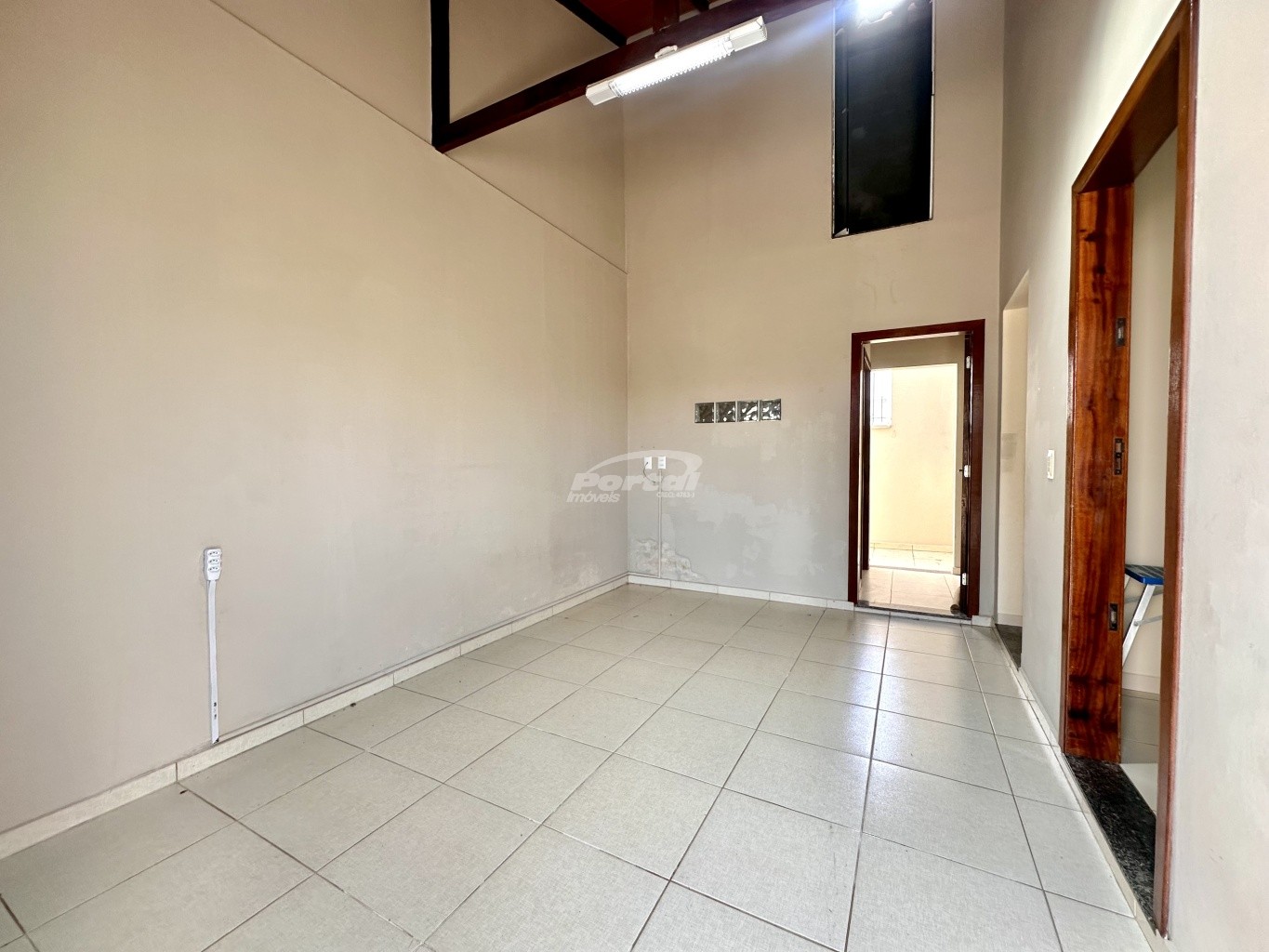 Casa à venda com 3 quartos, 80m² - Foto 5