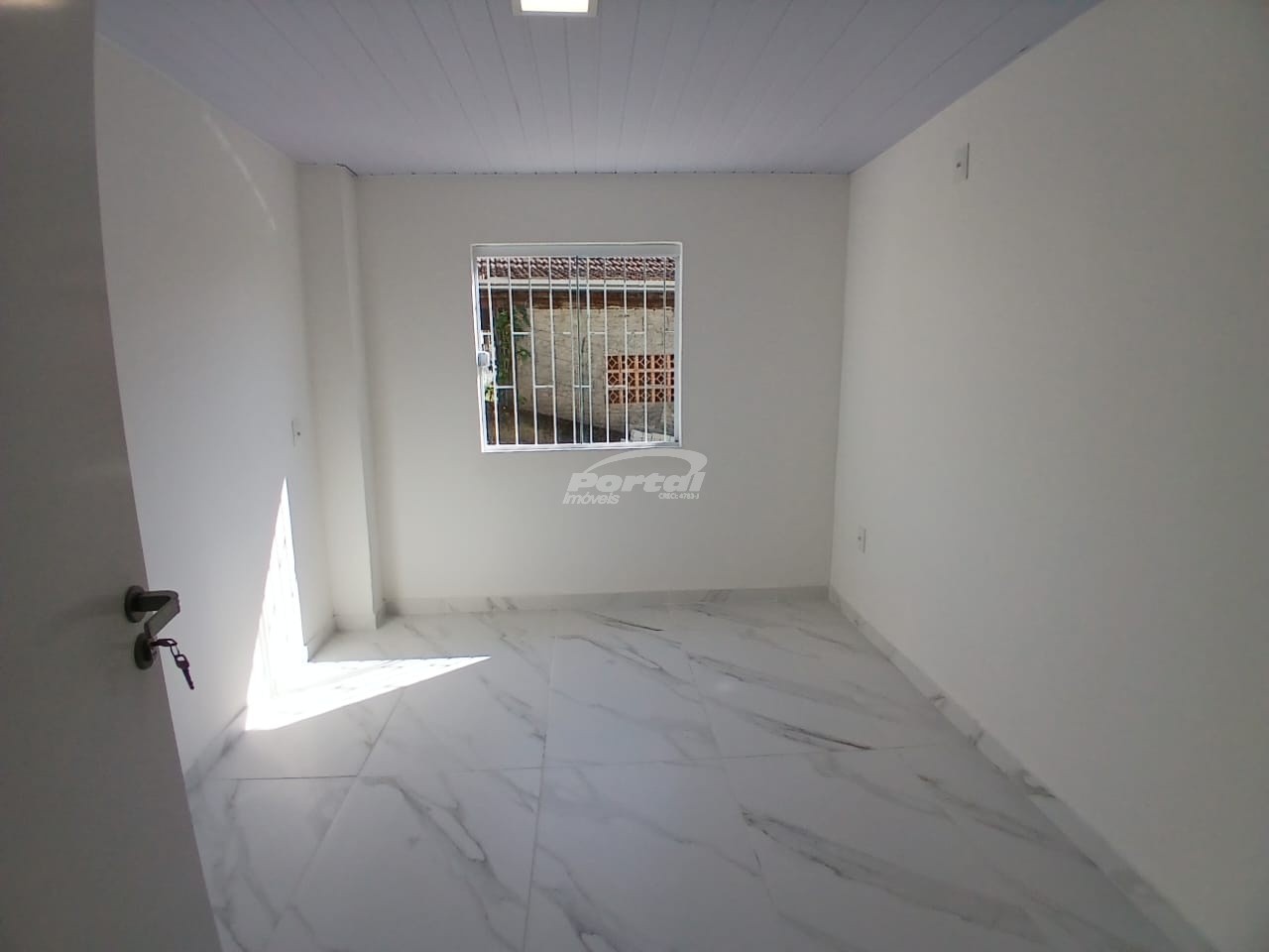 Casa para alugar com 3 quartos, 100m² - Foto 14