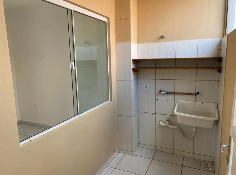 Casa à venda com 2 quartos, 62m² - Foto 12