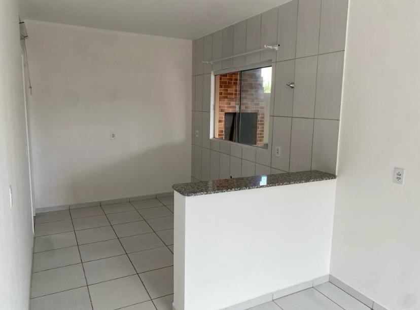 Casa à venda com 2 quartos, 62m² - Foto 11