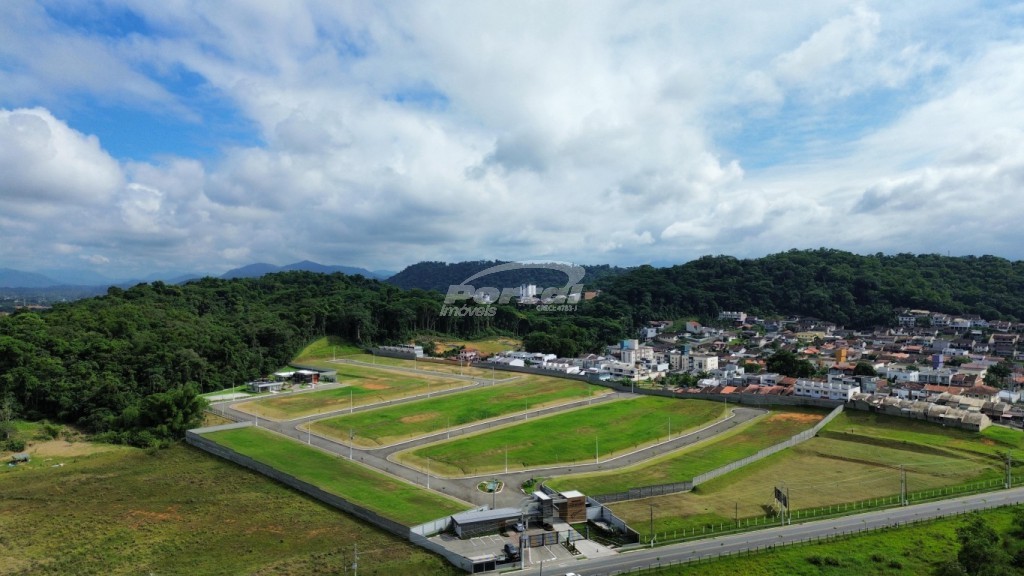 Terreno à venda, 350m² - Foto 1