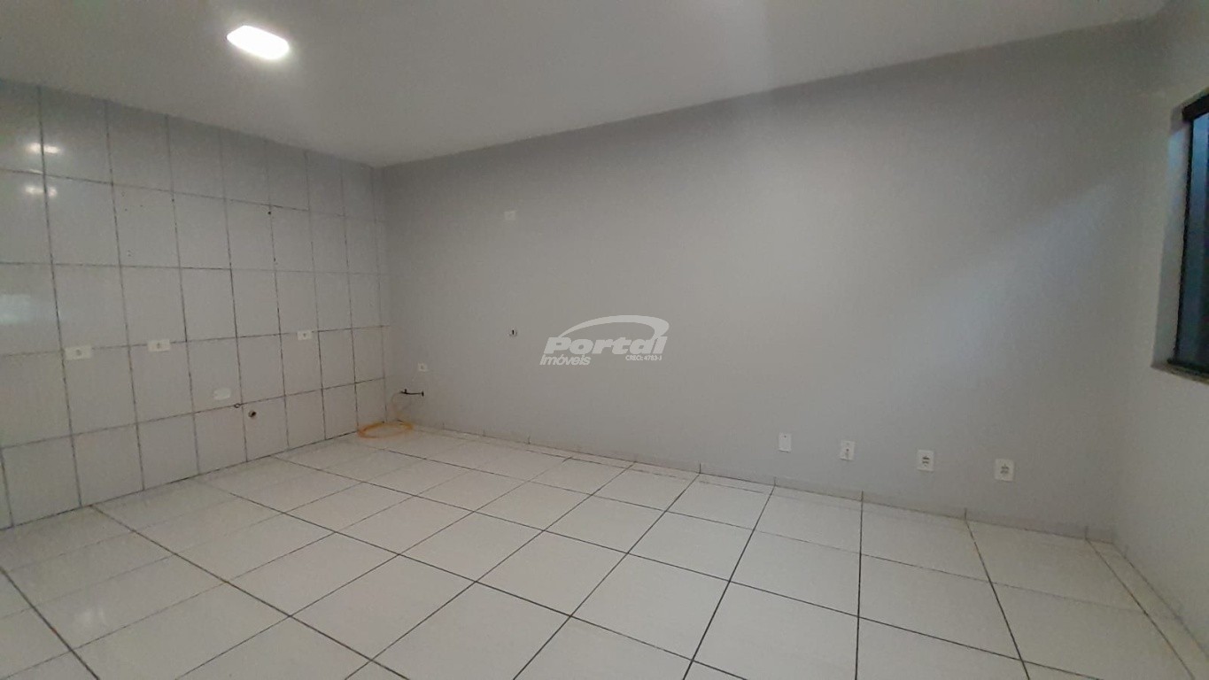 Casa para alugar com 2 quartos, 80m² - Foto 5