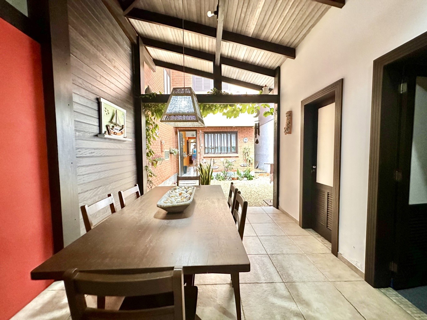 Casa à venda com 6 quartos, 350m² - Foto 15