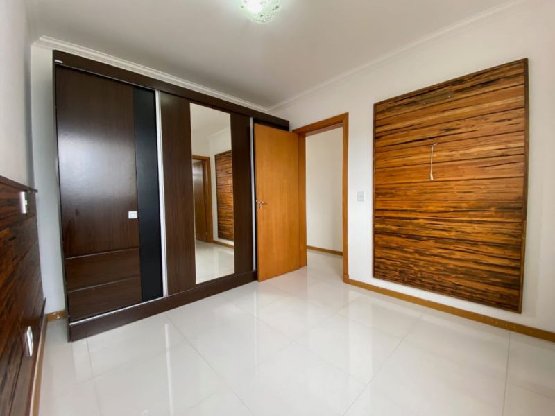 Apartamento à venda com 3 quartos, 75m² - Foto 25