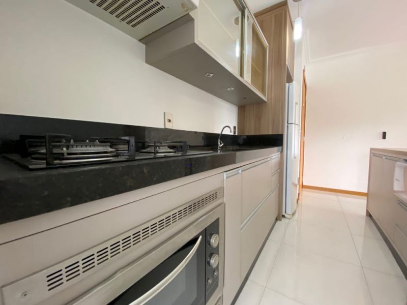 Apartamento à venda com 3 quartos, 75m² - Foto 14