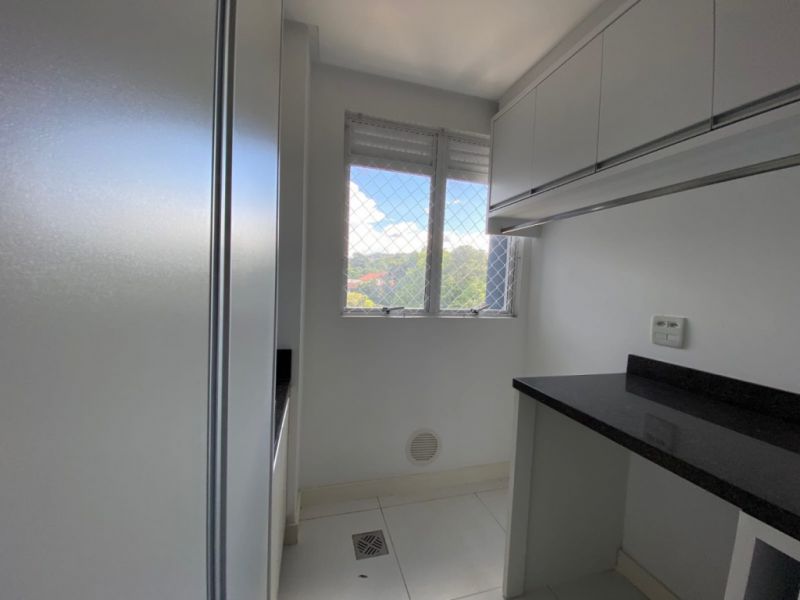 Apartamento à venda com 3 quartos, 121m² - Foto 9