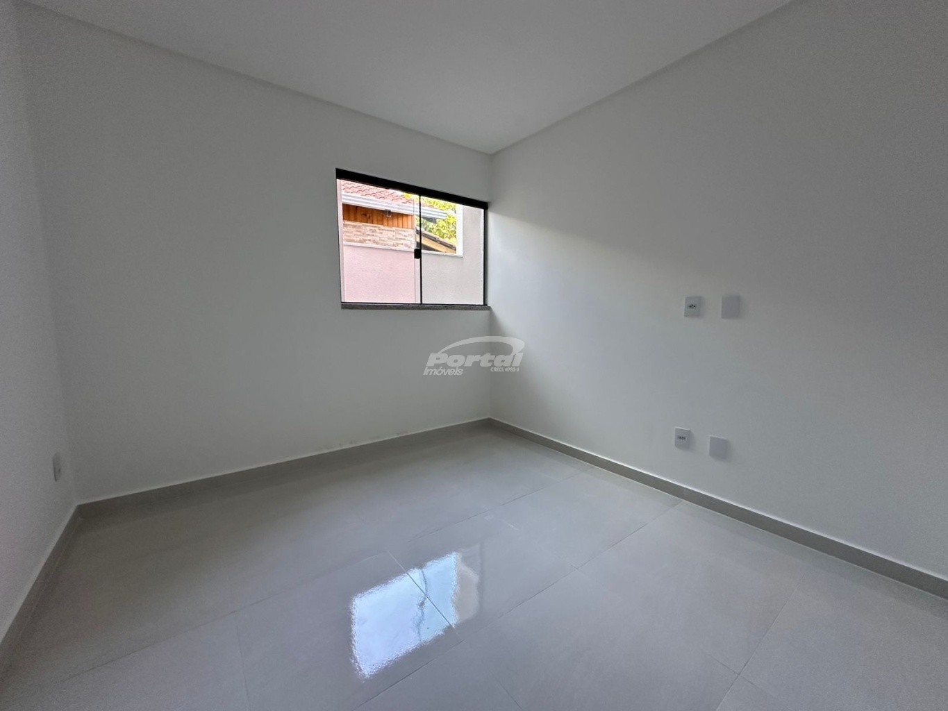 Apartamento para alugar com 2 quartos, 65m² - Foto 11