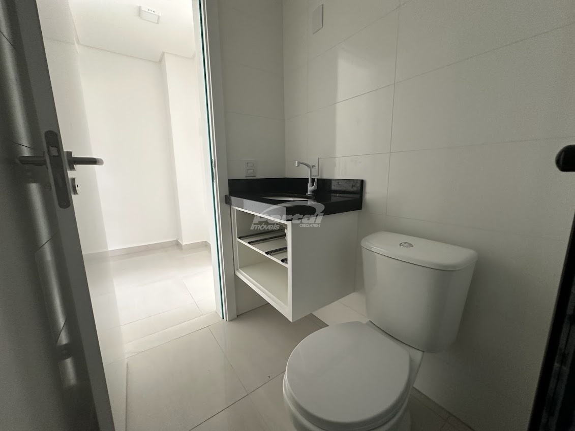 Apartamento para alugar com 2 quartos, 65m² - Foto 9