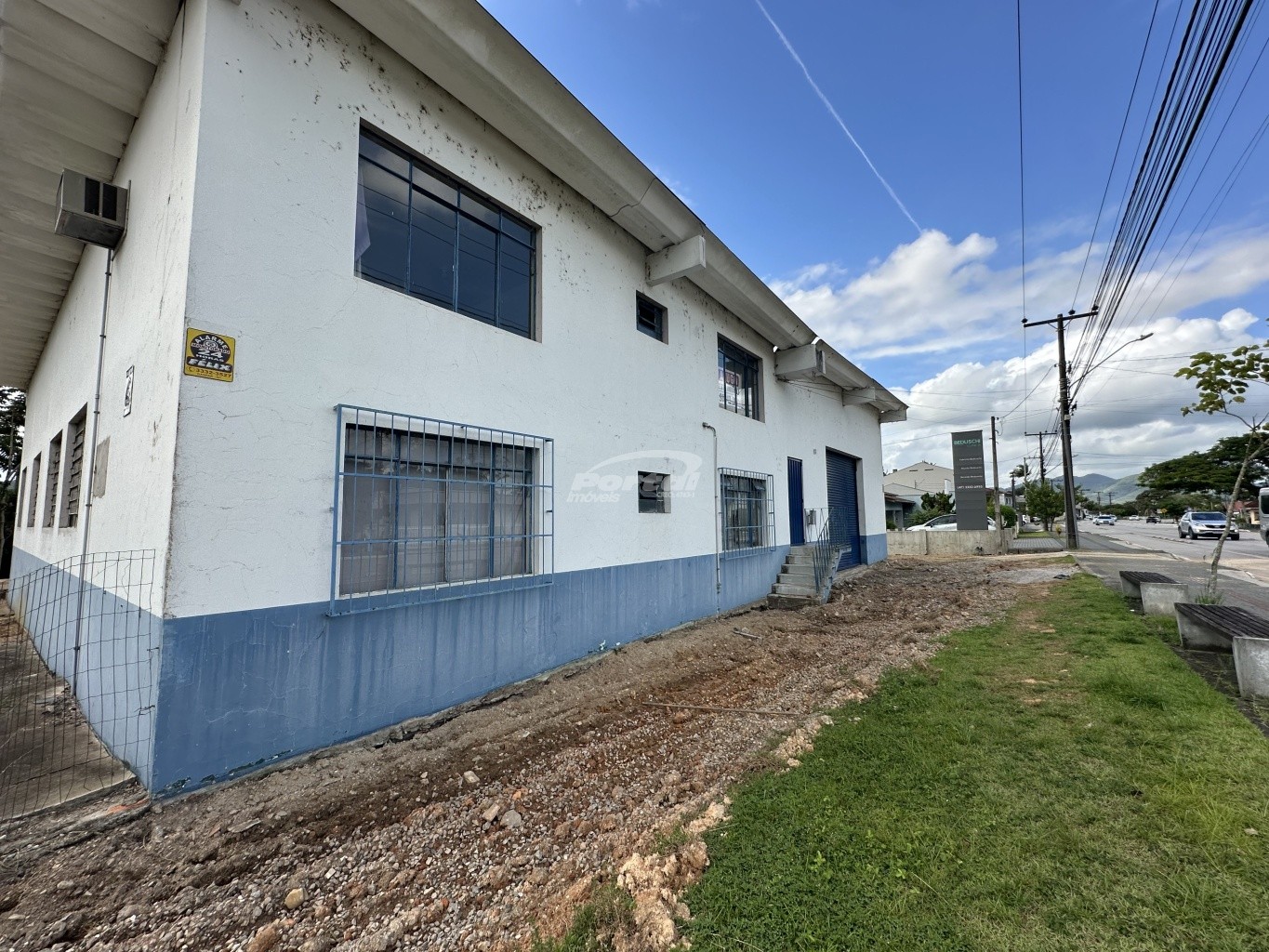 Depósito-Galpão-Armazém para alugar, 380m² - Foto 1