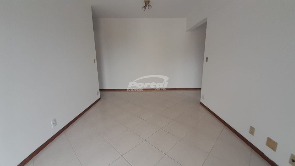 Apartamento para alugar com 1 quarto, 55m² - Foto 4