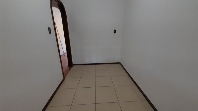 Casa à venda com 3 quartos, 152m² - Foto 17