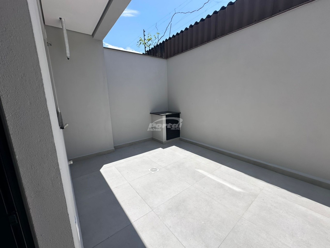 Casa à venda com 3 quartos, 157m² - Foto 4