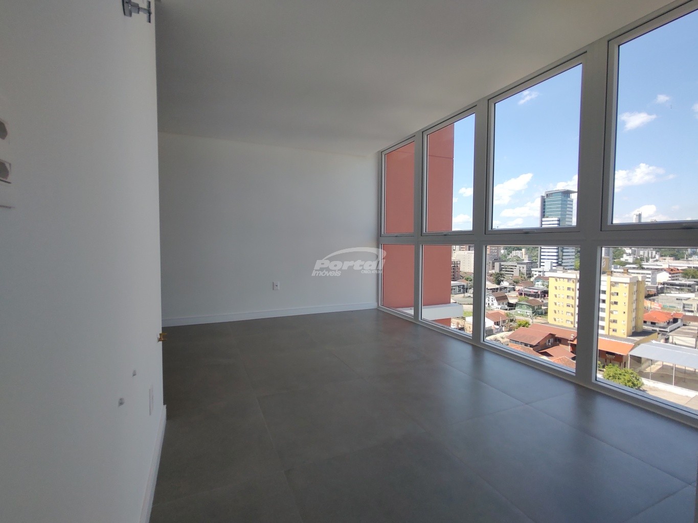 Apartamento à venda com 2 quartos, 76m² - Foto 4