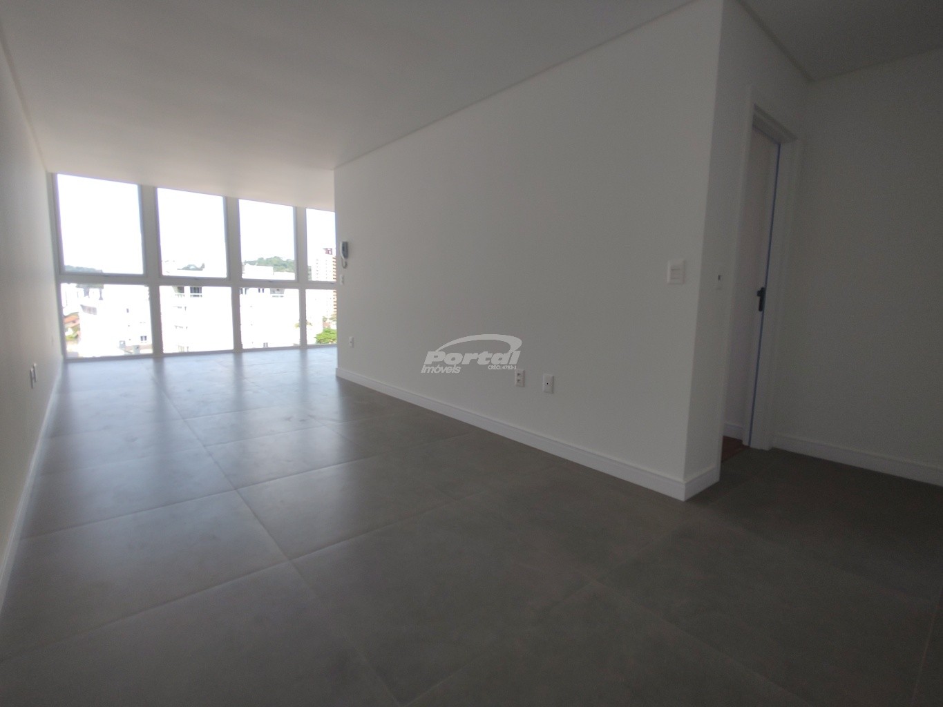 Apartamento à venda com 2 quartos, 76m² - Foto 9