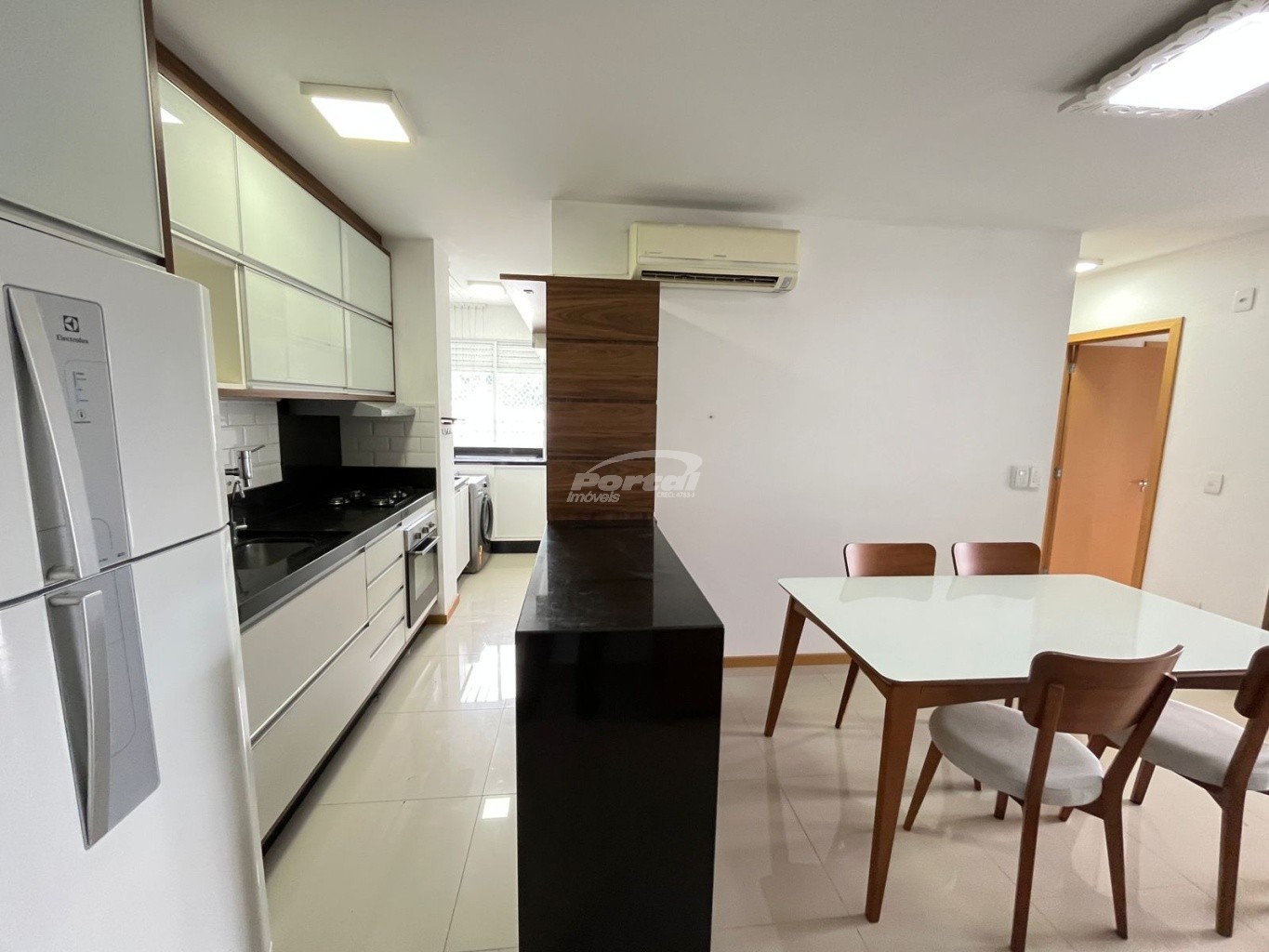 Apartamento para alugar com 2 quartos, 89m² - Foto 10