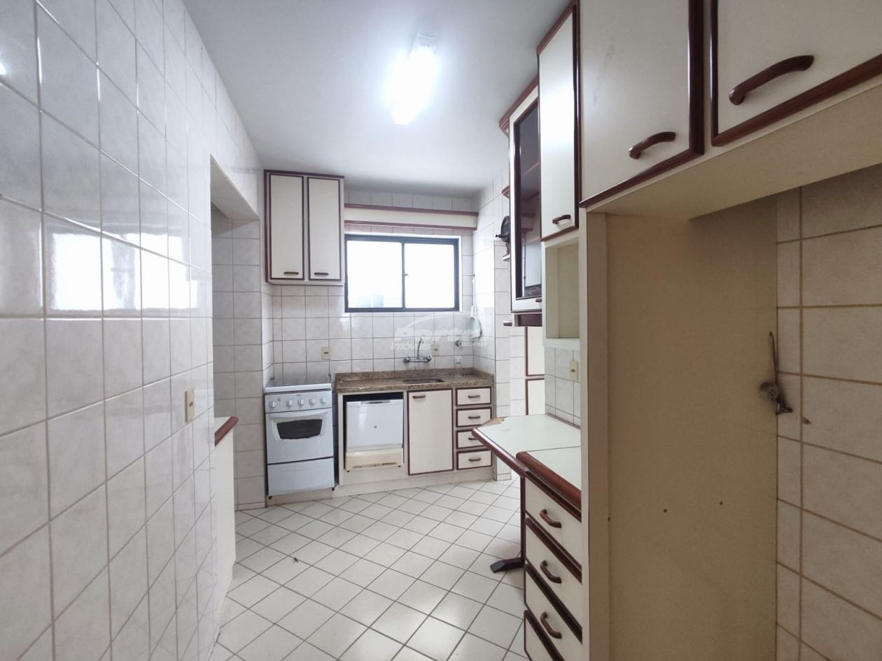 Apartamento à venda com 3 quartos, 85m² - Foto 17