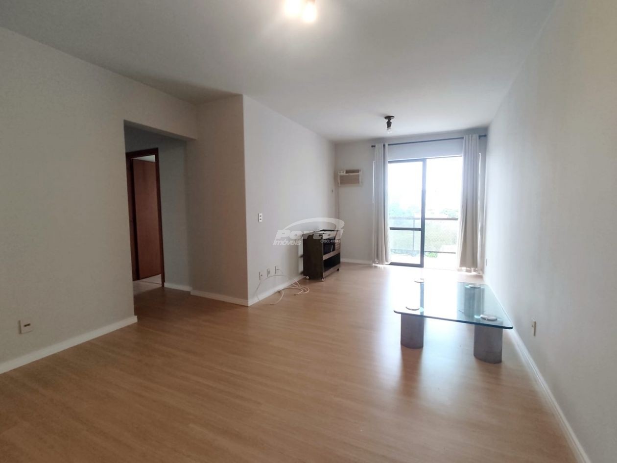 Apartamento à venda com 3 quartos, 85m² - Foto 4