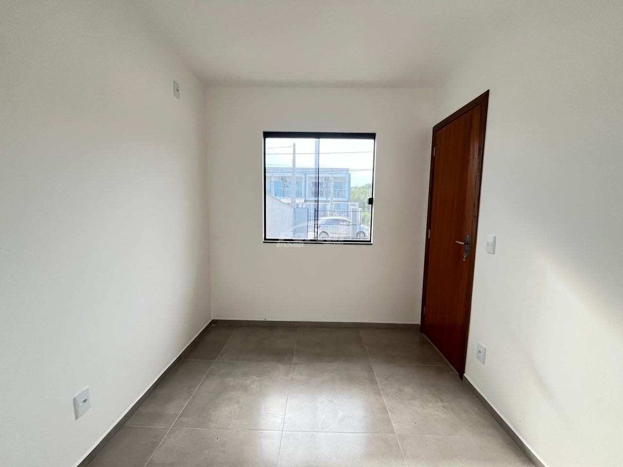 Casa para alugar com 4 quartos, 98m² - Foto 9