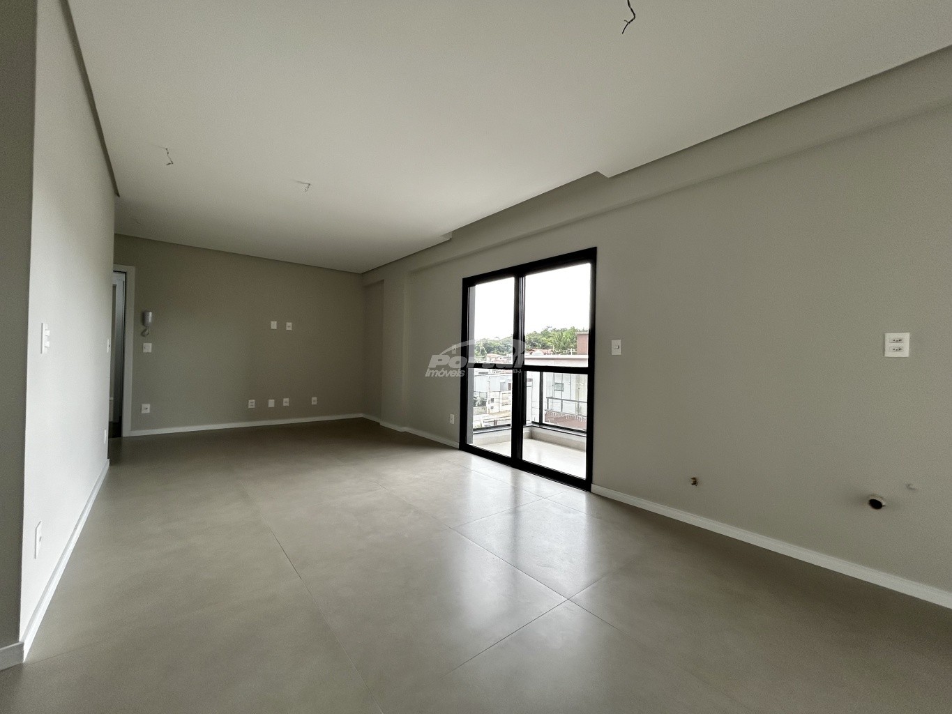 Apartamento para alugar com 2 quartos, 72m² - Foto 4