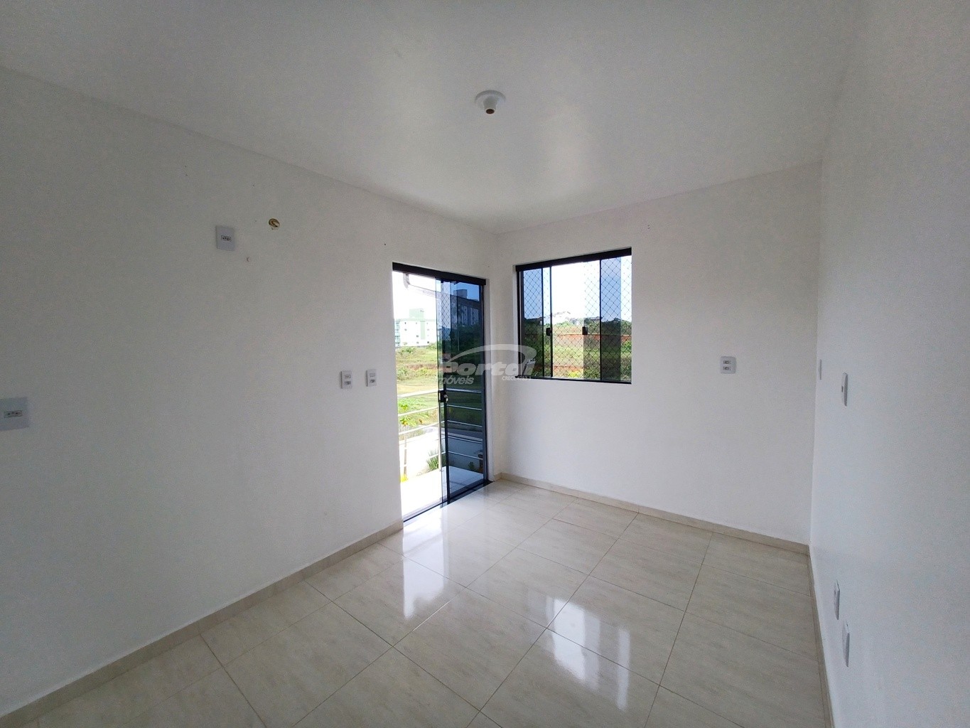 Casa à venda com 3 quartos, 123m² - Foto 14