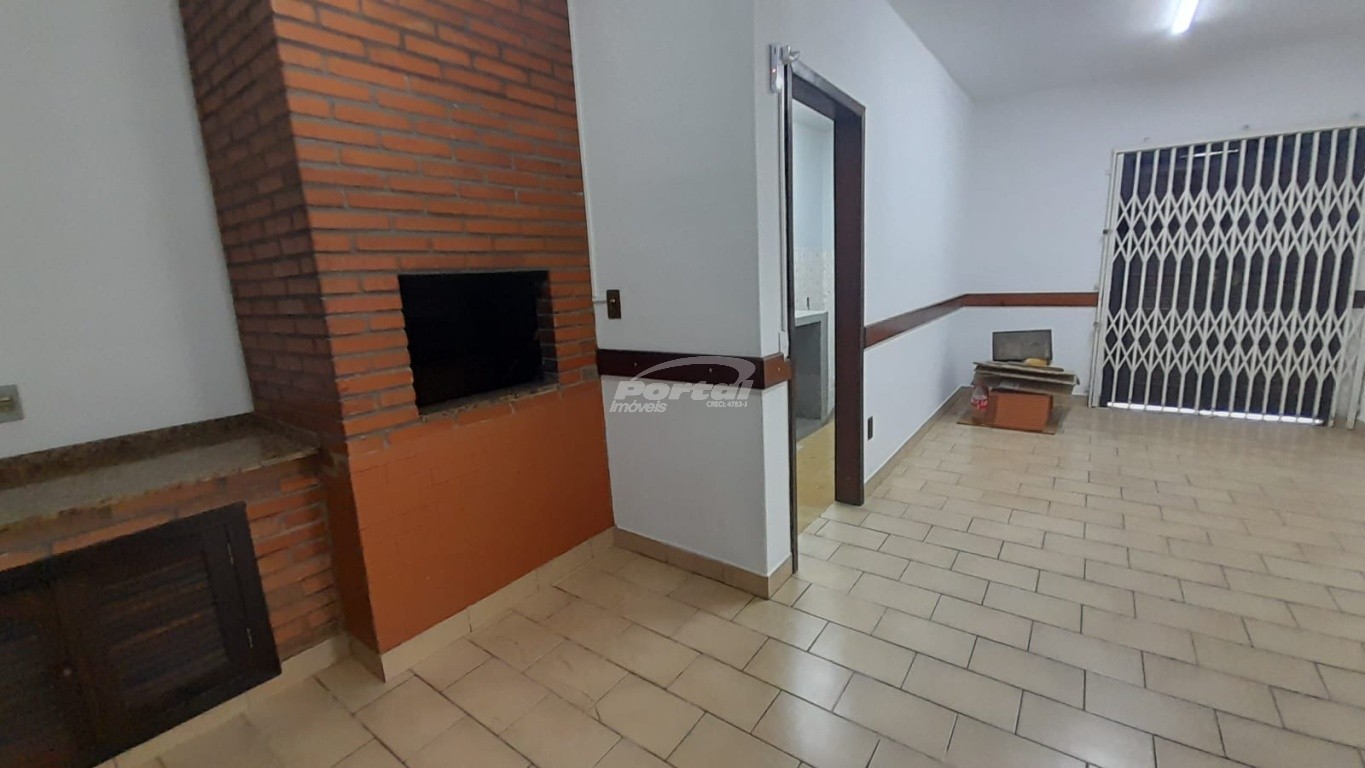 Casa para alugar com 3 quartos, 230m² - Foto 13