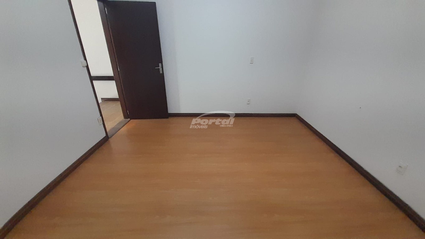 Casa para alugar com 3 quartos, 230m² - Foto 17