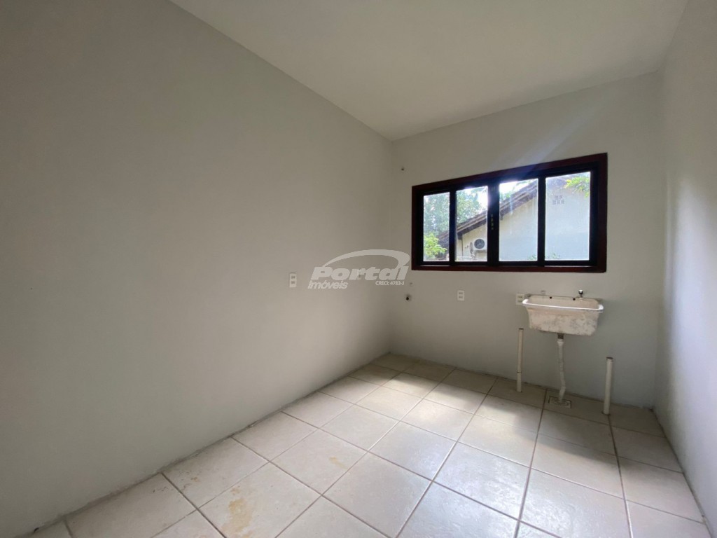 Casa à venda com 3 quartos, 200m² - Foto 23