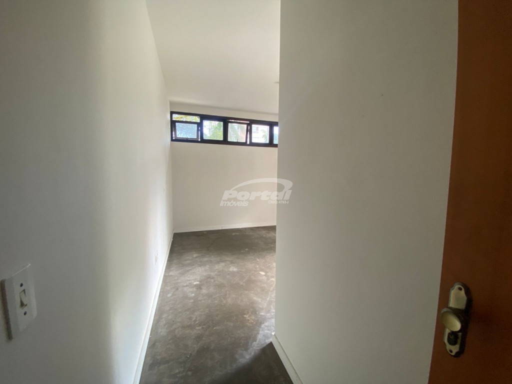 Casa à venda com 3 quartos, 200m² - Foto 7