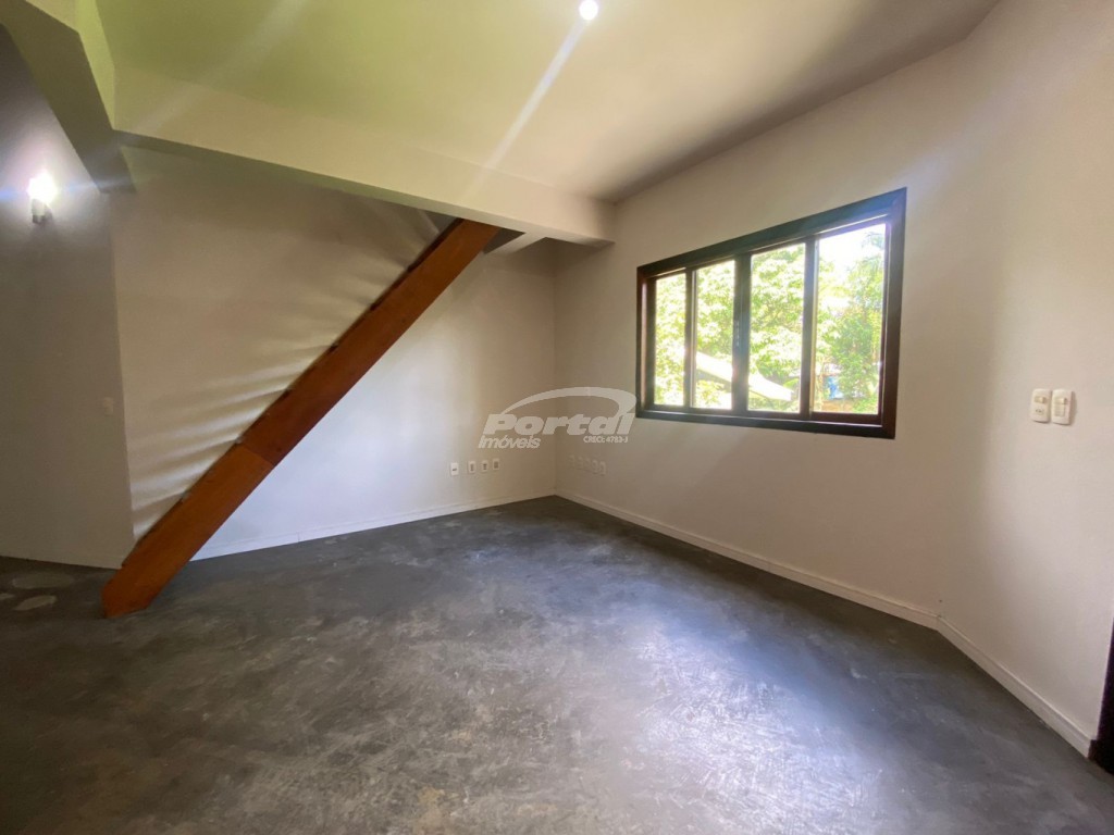 Casa à venda com 3 quartos, 200m² - Foto 15