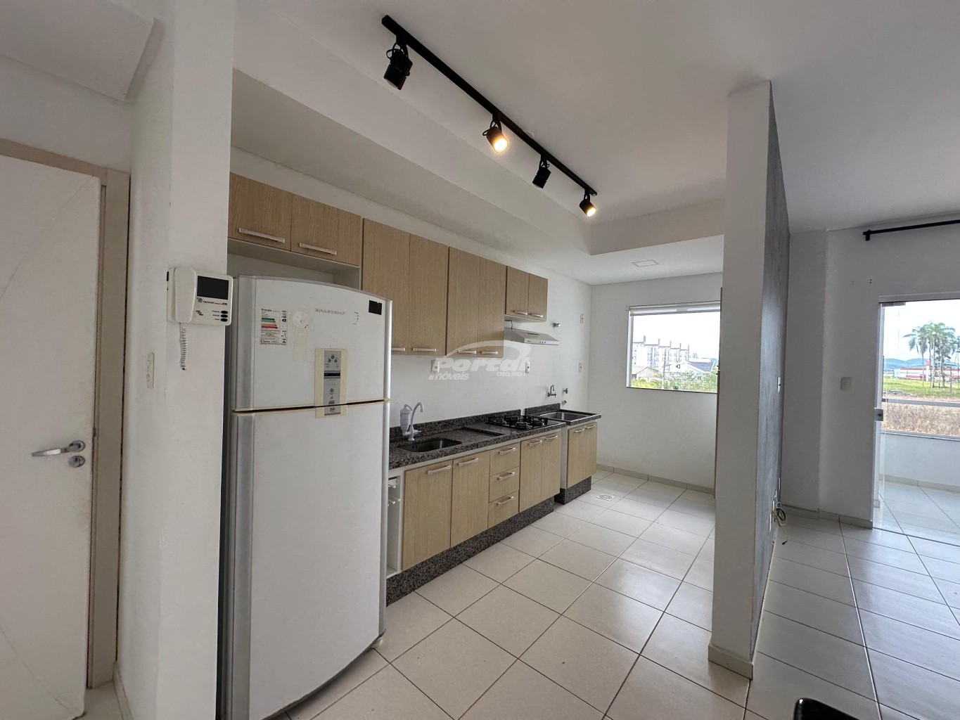 Apartamento à venda com 2 quartos, 80m² - Foto 6