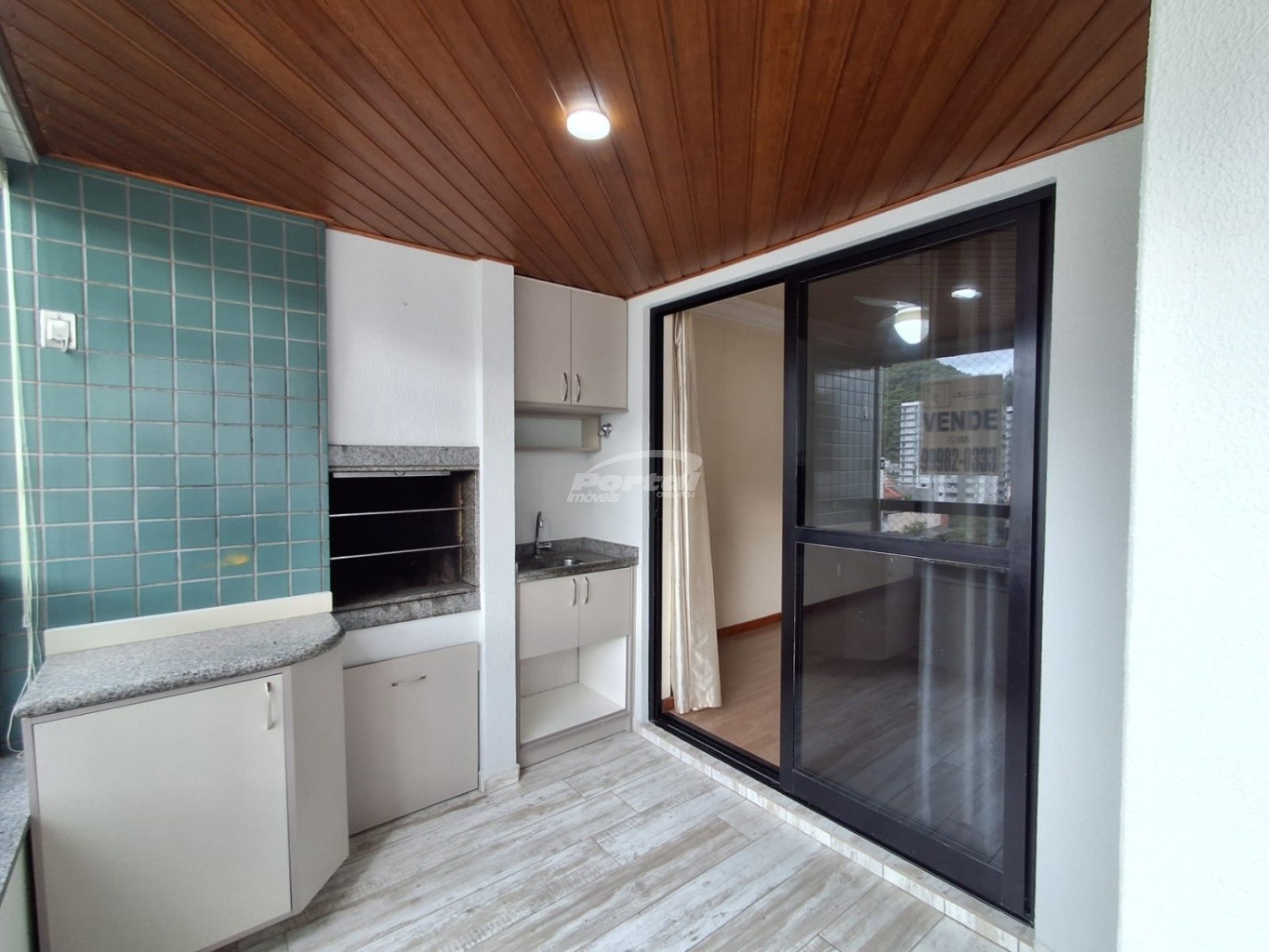 Apartamento à venda com 3 quartos, 87m² - Foto 4