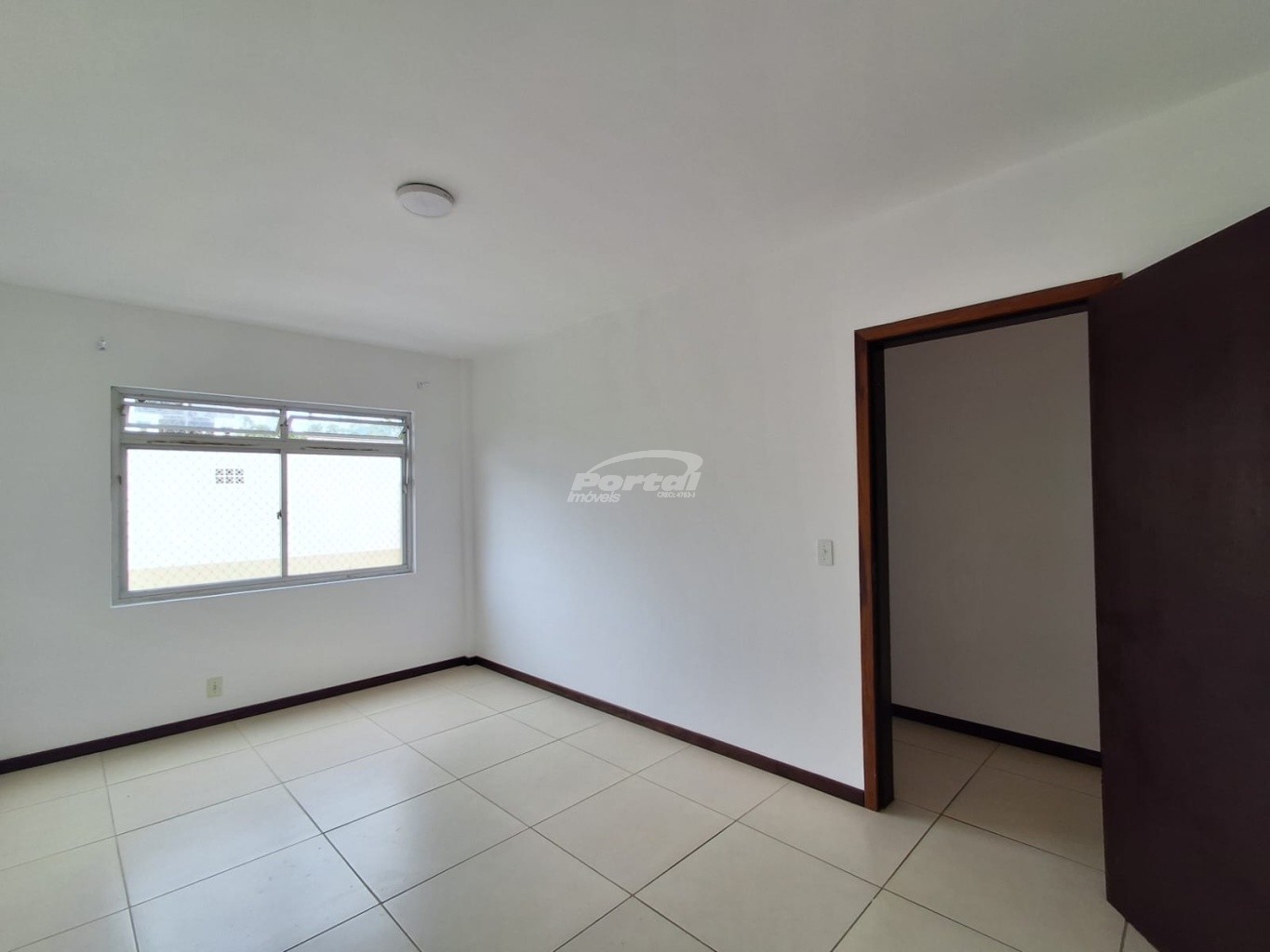 Apartamento à venda com 3 quartos, 112m² - Foto 11