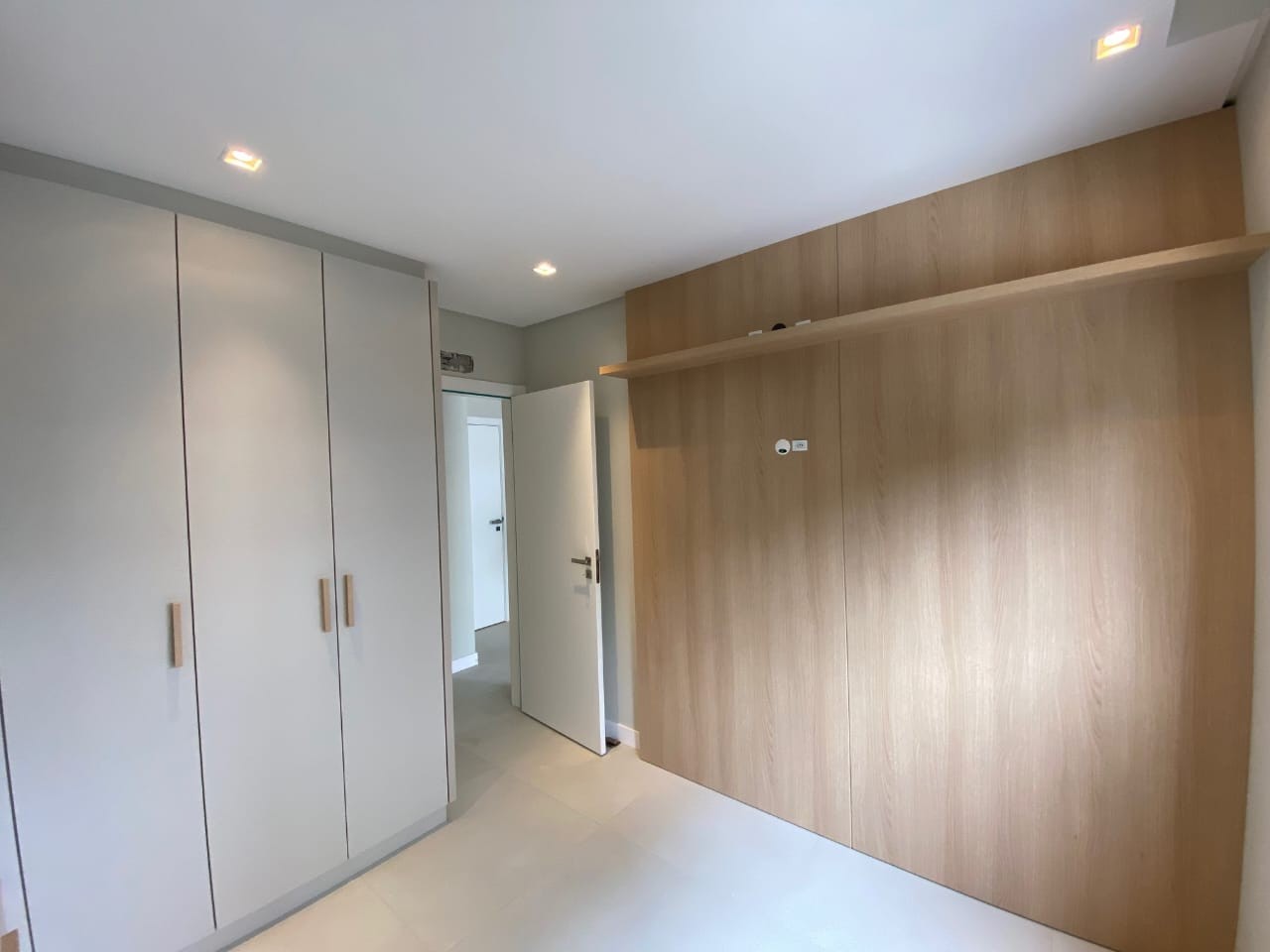 Apartamento à venda com 1 quarto, 45m² - Foto 13