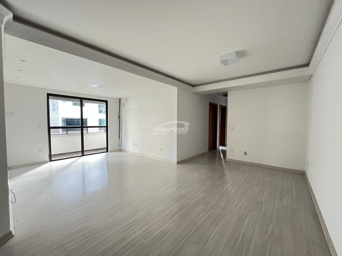 Apartamento à venda com 3 quartos, 112m² - Foto 4