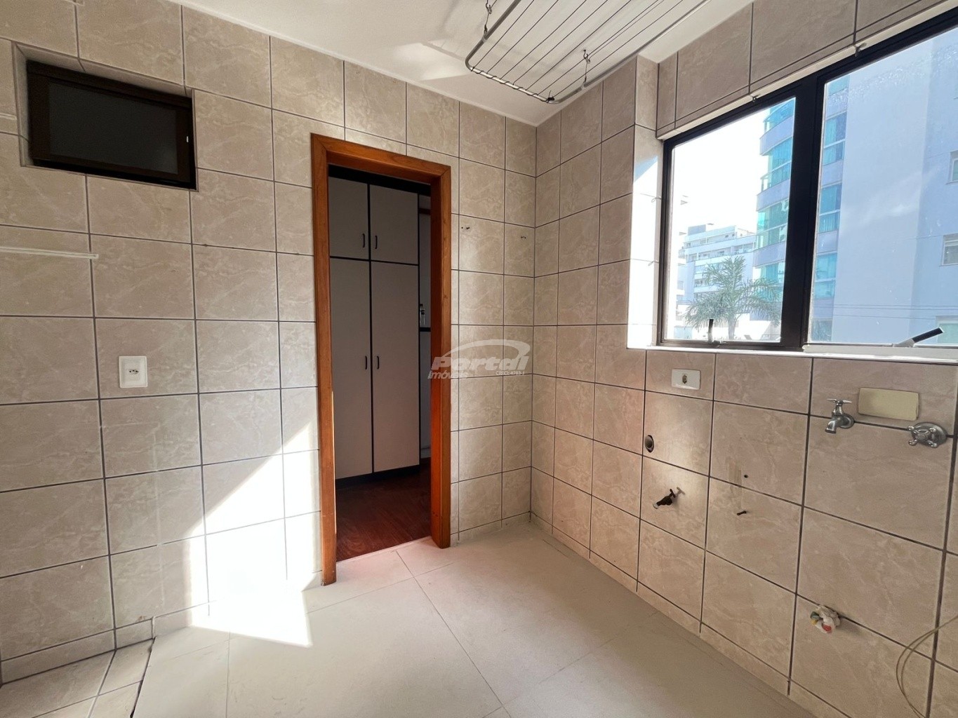 Apartamento à venda com 3 quartos, 112m² - Foto 18