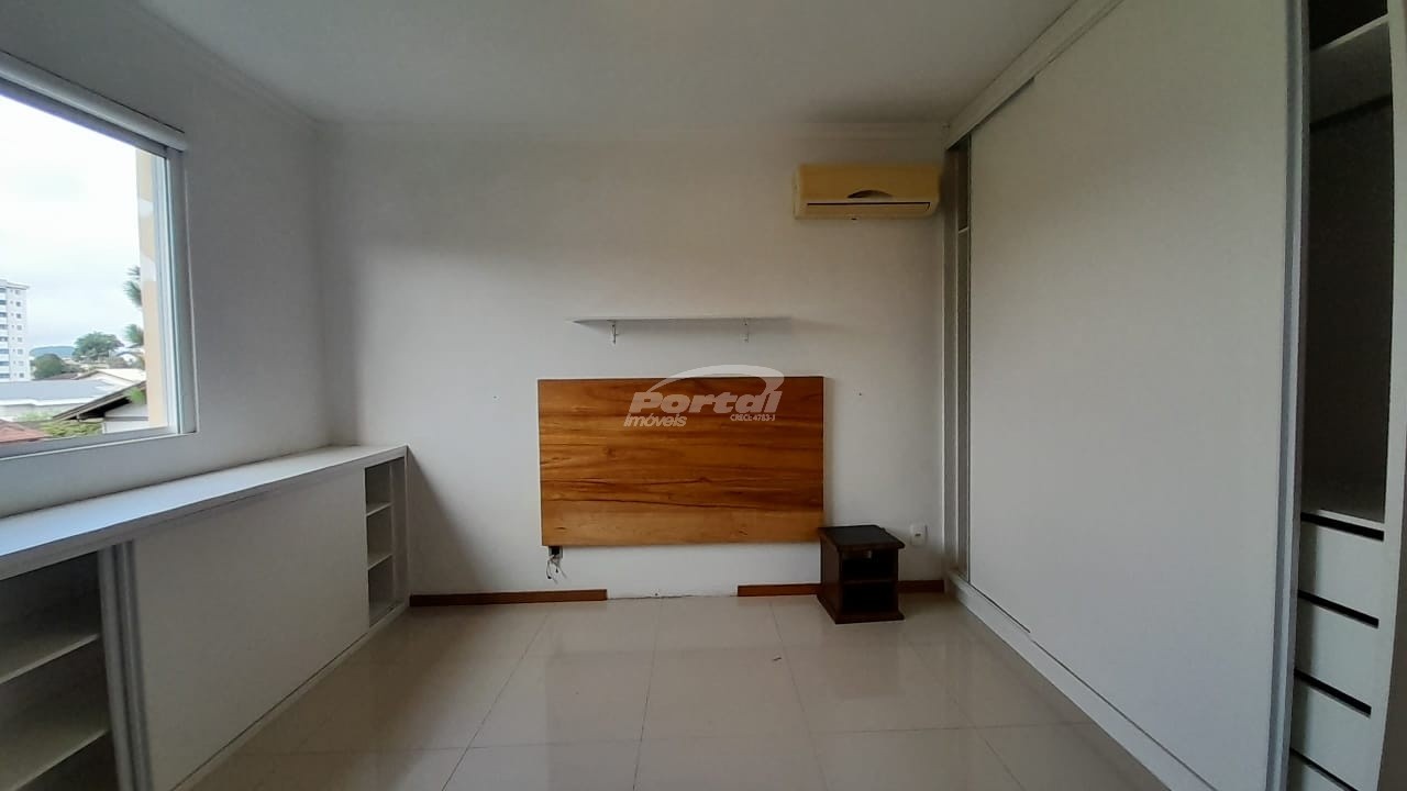 Apartamento para alugar com 2 quartos, 72m² - Foto 19