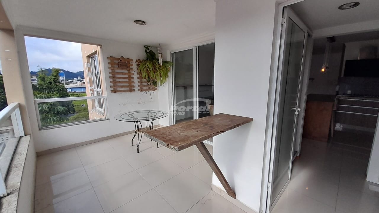 Apartamento para alugar com 2 quartos, 72m² - Foto 27