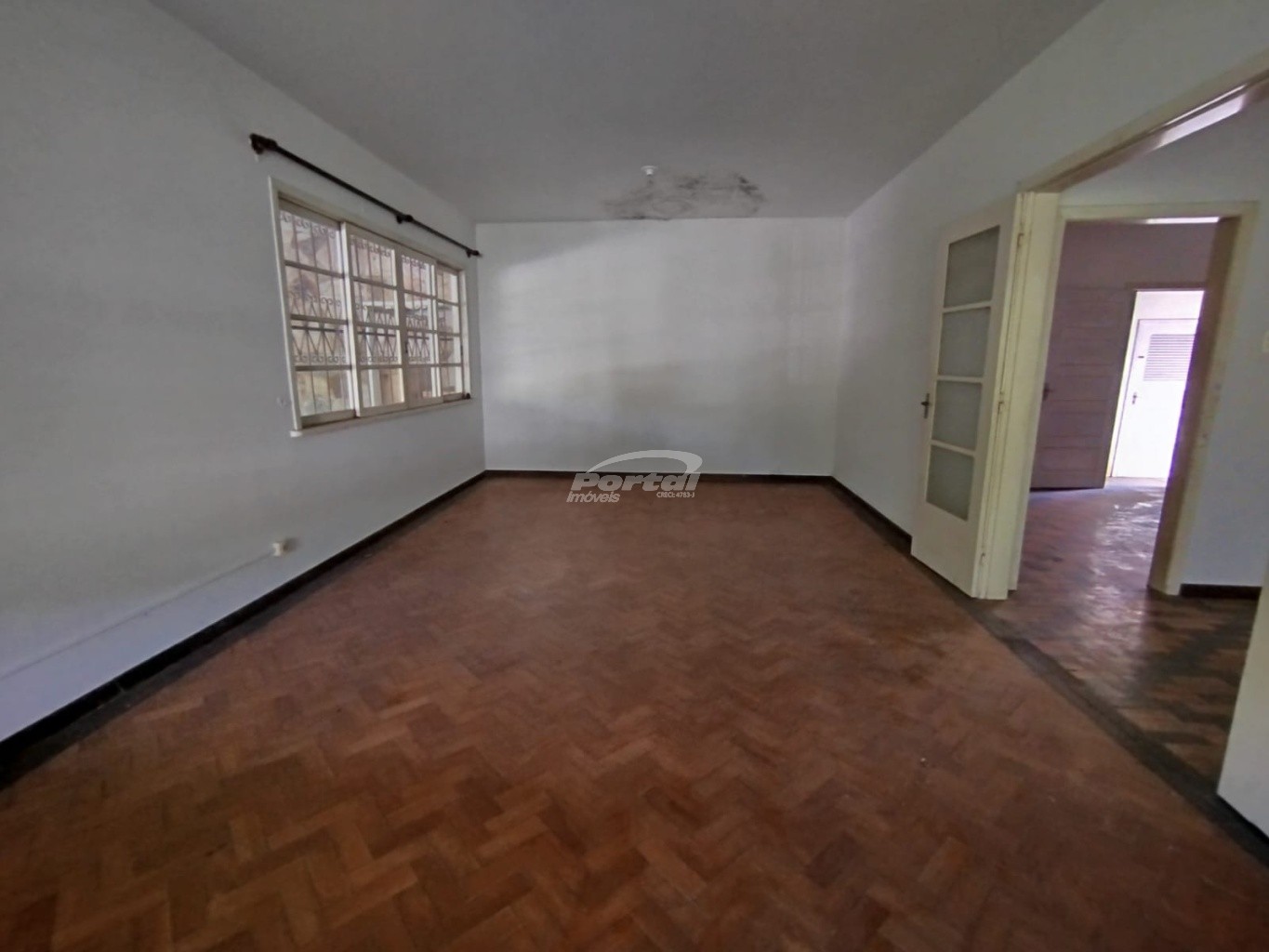 Casa para alugar com 7 quartos, 250m² - Foto 6